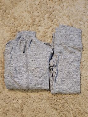 lululemon athletica Light Gray Space-Dye Leggings & Zip Jacket Set